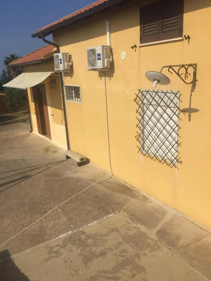 モンタッレグロ Sole Terra E Mare Casa Chiaraヴィラ 0*,  イタリア